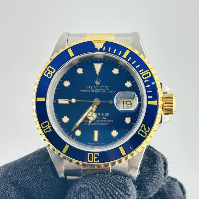 Rolex Submariner Blue Dial on Oyster Bracelet Ref. 16613 Papers Open Date view 3