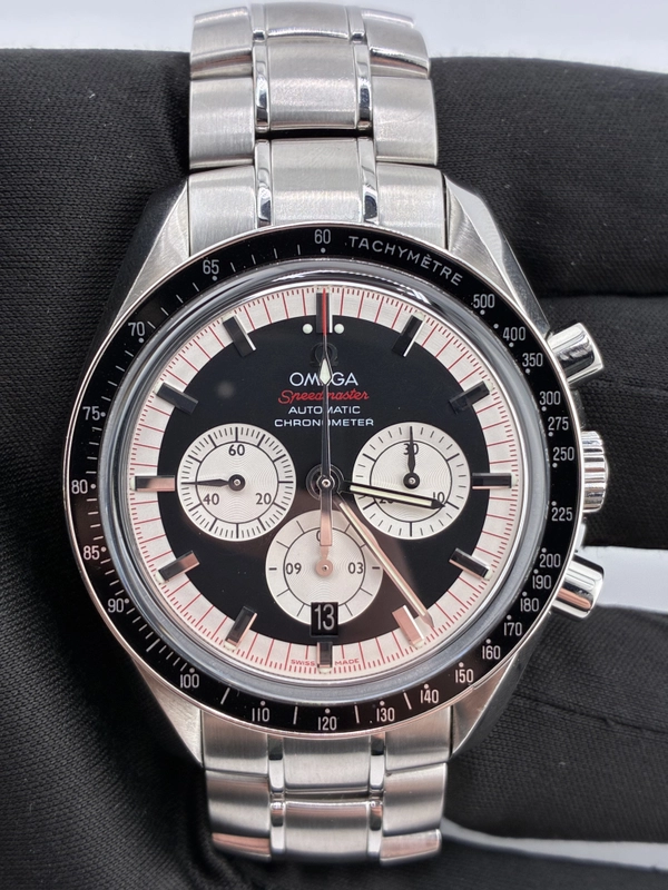 Omega Speedmaster Black Dial on Stainless Steel Bracelet Ref. 3507.51 view 2