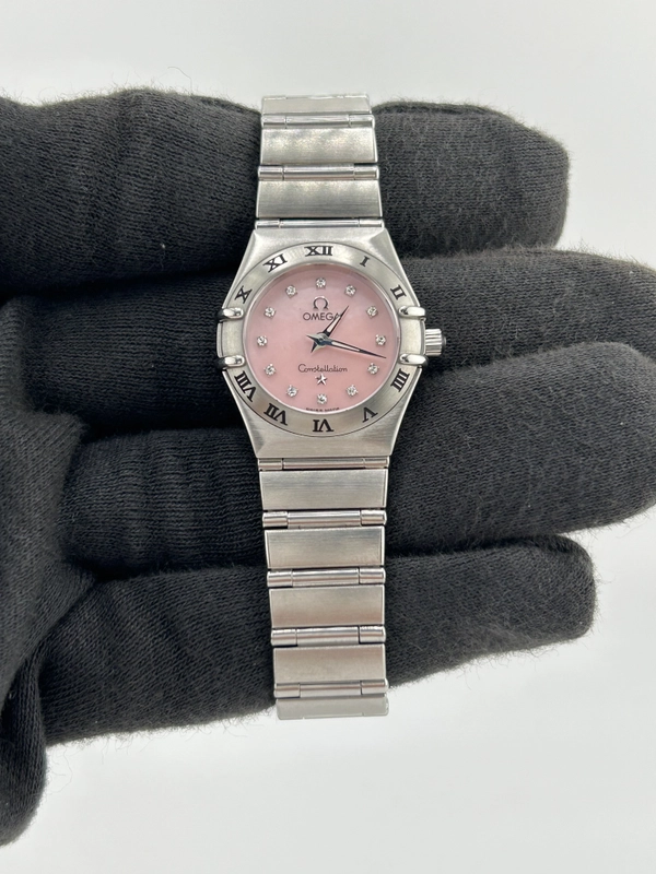 Omega Constellation Mini Pink Mop Dial on Stainless Steel Bracelet Ref. 1562.65.00 Card 1998 view 2