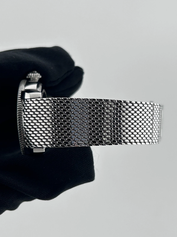 Breitling Superocean Heritage Green Dial on Mesh Metal Bracelet Ref. A10390 Complete view 5