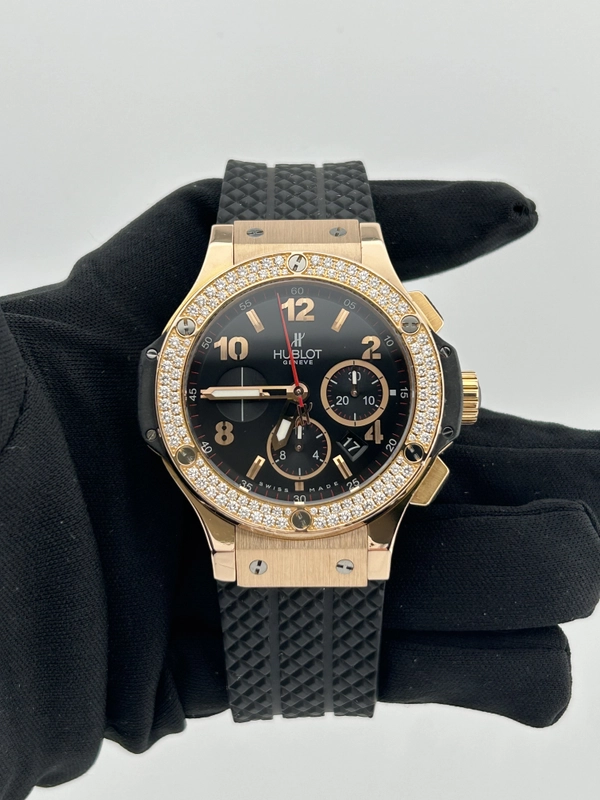 Hublot Big Bang Red Gold Black Dial on Rubber Strap Ref. 301.PX.130.RX.114 view 2