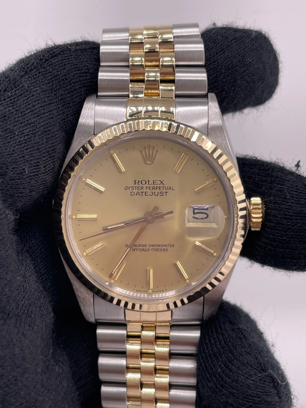 Rolex Datejust Champagne Stick Dial on D Link Jubilee Bracelet Ref. 16013 1987 view 2