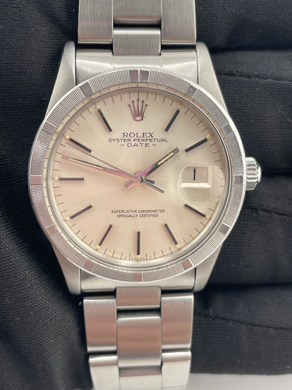 Rolex Oyster Perpetual Date Silver Stick Dial on Oyster Bracelet Ref. 15000 1981 view 2