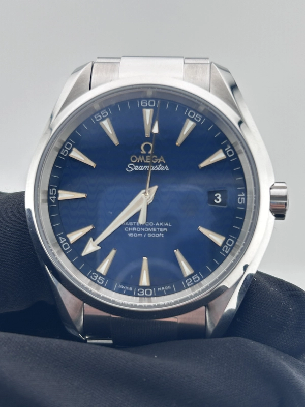 Omega Aqua Terra Blue Sun Brushed Dial on Stainless Steel Ref. 231.10.42.21.03.006 Card 2020 view 2