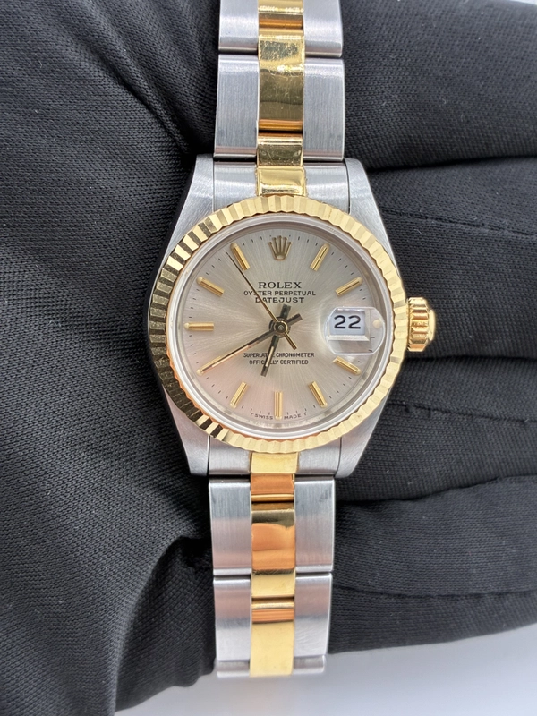 Rolex Lady-Datejust Champagne/Gold Stick Dial on Oyster Bracelet Ref. 69173 1989 view 3