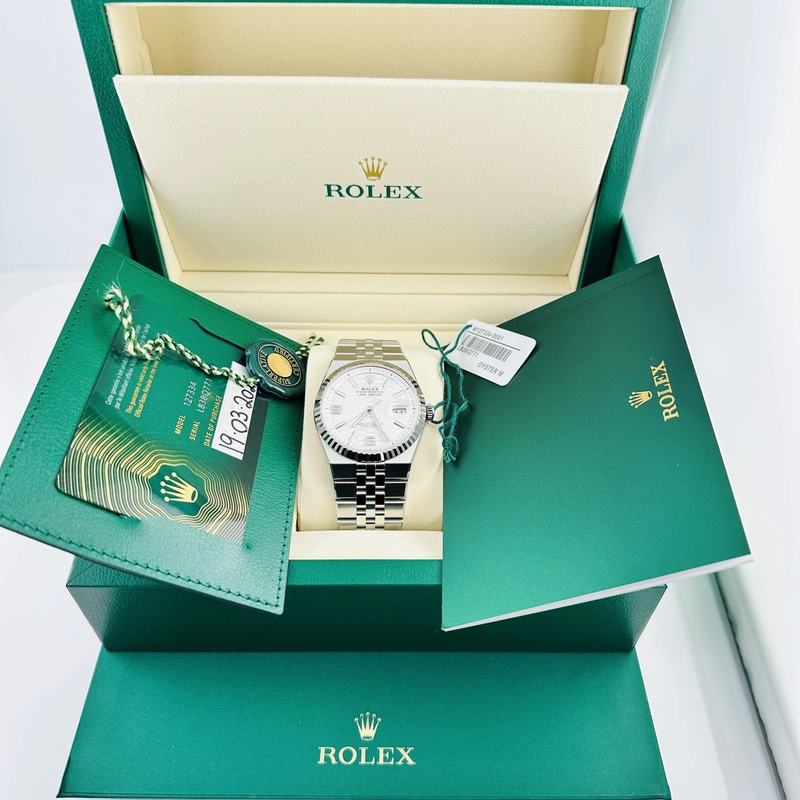 Rolex Land-Dweller White Honeycomb Dial on Flat Jubilee Ref. 127334 Card 2026 view 7