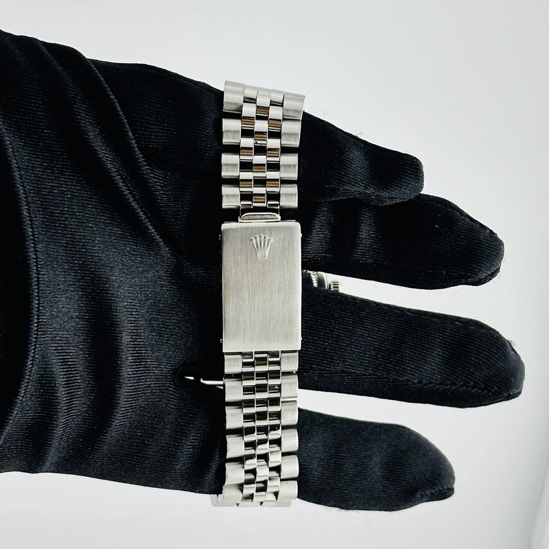 Rolex Datejust Thunderbird Silver Stick Dial on Jubilee Ref. 1625 view 3