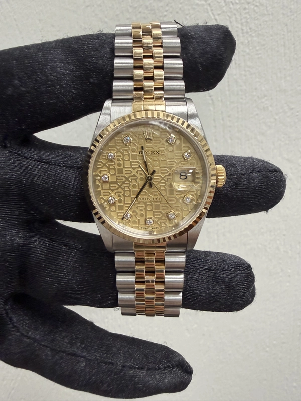 Rolex Datejust Gold Anniversary Diamond Dial Dial on Jubilee Ref. 16233G 1995 view 2