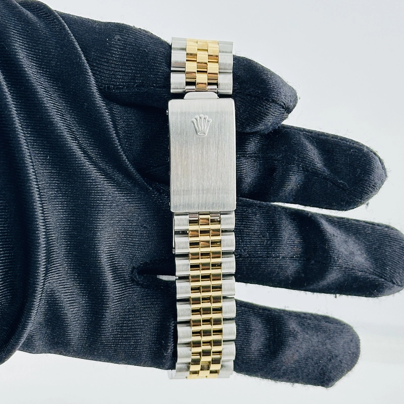 Rolex Datejust Champagne Stick Dial on D Link Jubilee Bracelet Ref. 16233 Papers 1994 view 4