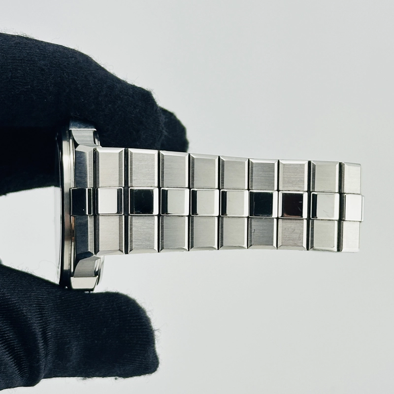 Chopard Alpine Eagle Blue Dial on Stainless Steel Bracelet Ref. 298600-3001 Card 2023 view 6