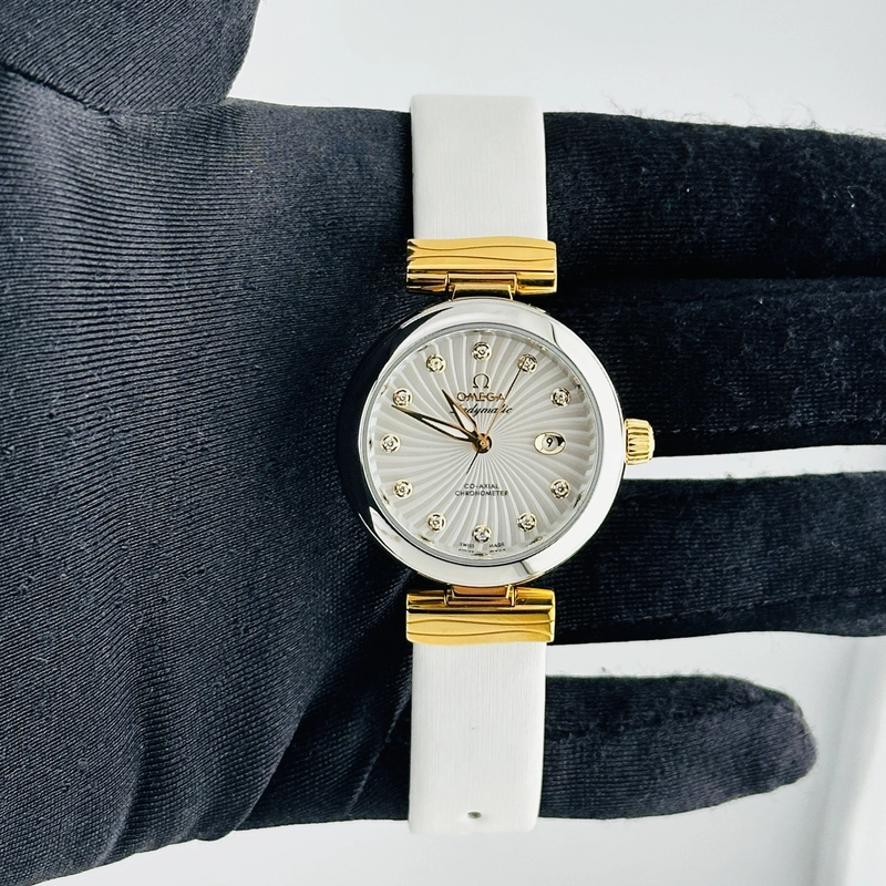 Omega De Ville Ladymatic Supernova Patterned White Mother Of Pearl Dial Set With Diamonds Dial on Leather Ref. 425.22.34.20.55.002 Card Open Date view 2