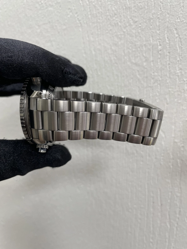 Omega Sea Master Blue Dial Ref. 232.90.46.51.03.001 Card Open Date view 4