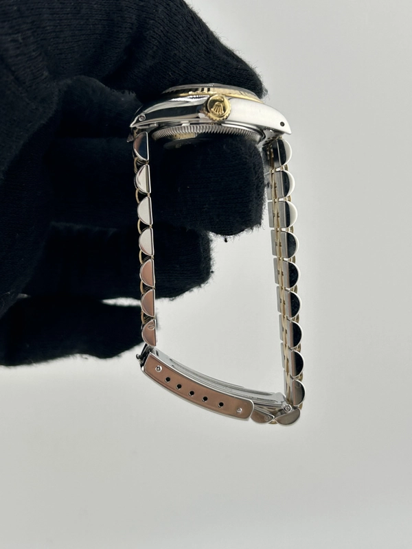 Rolex Datejust Lady Champagne Stick Dial on 2 Tone Jubilee D Link Bracelet Ref. 69173 1987 view 6