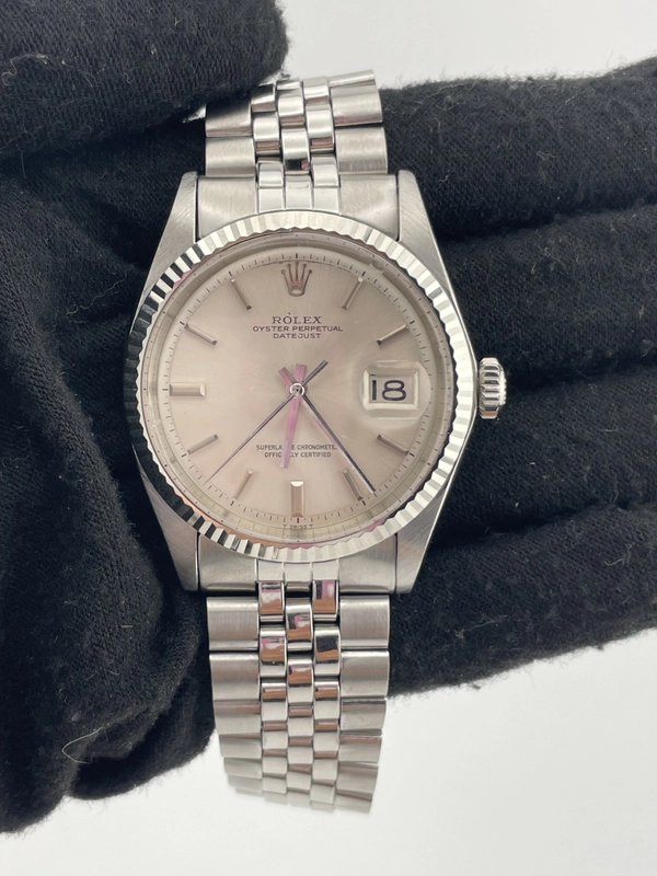 Rolex Datejust Silver Stick Dial on Jubilee D Link Bracelet Ref. 1601 1970 view 2