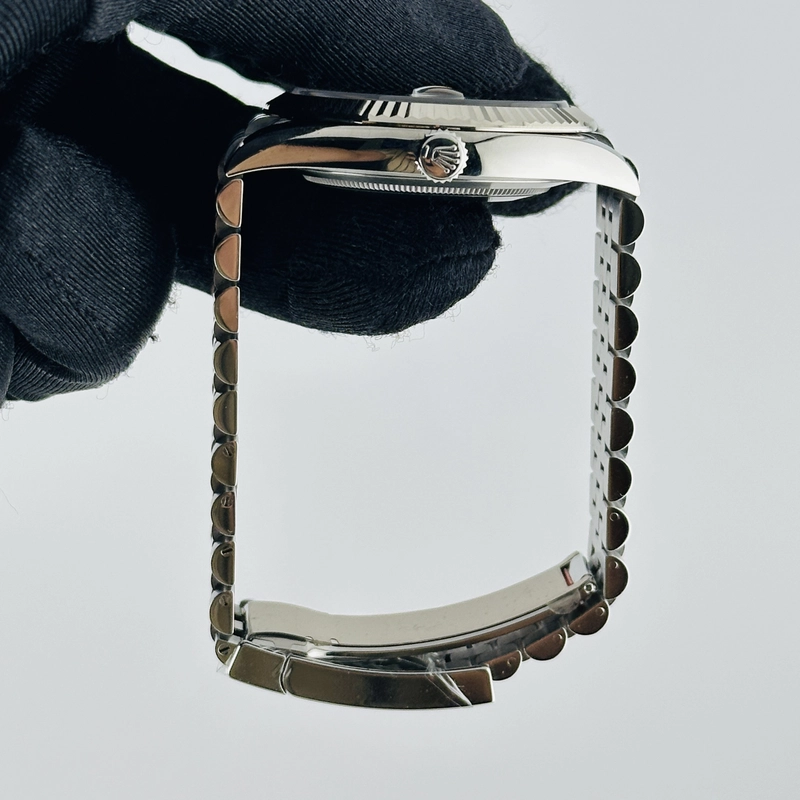 Rolex Datejust Dark Rhodium Diamond Dial on D Link Jubilee Bracelet Ref. 126334 Card 2024 view 5