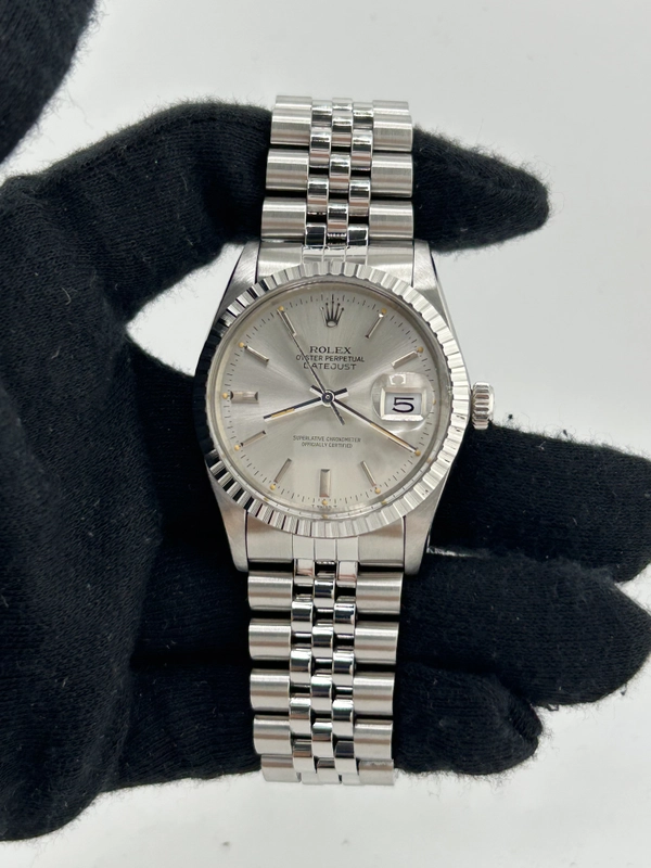 Rolex Datejust 36 Silver Stick Dial on Jubilee D Link Bracelet Ref. 16030 1984 view 2