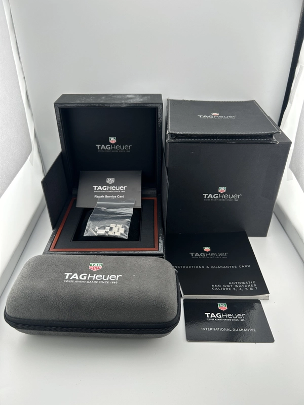 Tag Heuer Aquaracer Île des Pins Blue Dial on Stainless Steel Bracelet Ref. WAF211T Complete 2009 view 8