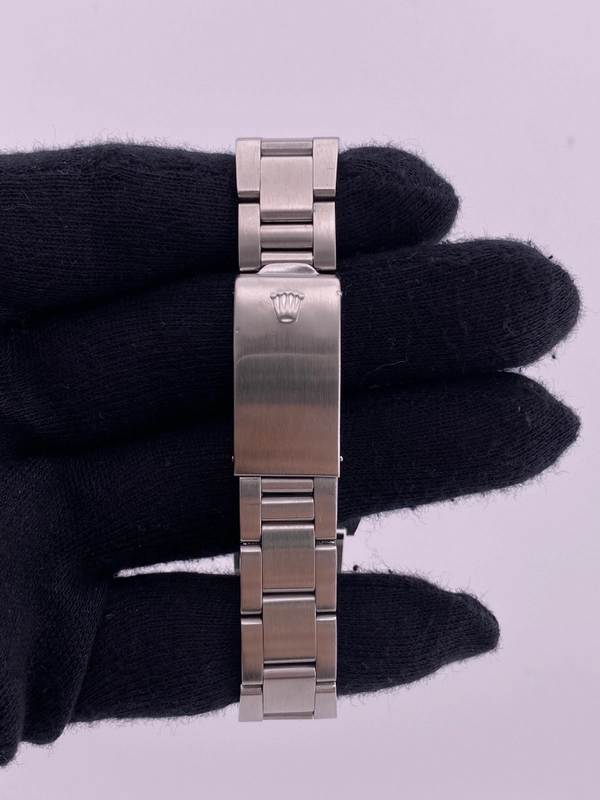Rolex Oyster Perpetual Date Silver Stick Dial on Oyster Steel Bracelet Ref. 1500 1966 view 4