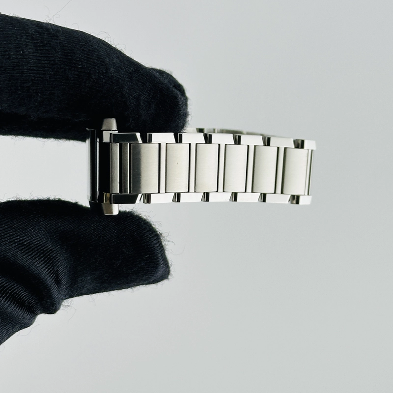 Cartier Tank Francaise Silver Dial on Stainless Steel Bracelet Ref. 2384 / W51008Q3 view 5