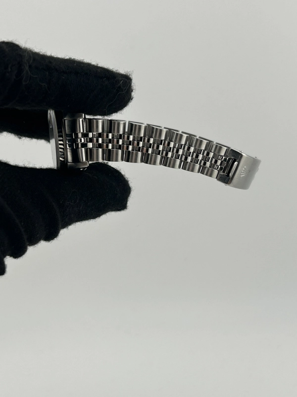 Rolex Datejust Lady Silver Stick Dial on Jubilee D Link Bracelet Ref. 69174 Papers 1992 view 5