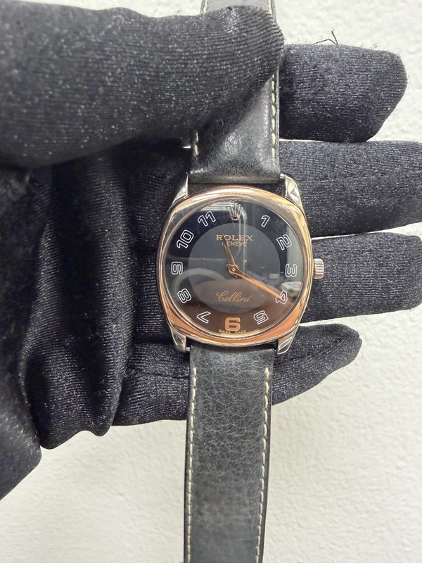 Rolex Cellini Black Dial on Am Leather Ref. 4233/9 Papers 2005