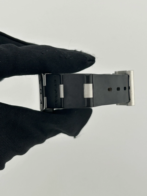 Bvlgari Aluminum Diagono Silver Dial on Black Rubber Strap Ref. AL32TA Papers 2003 view 5