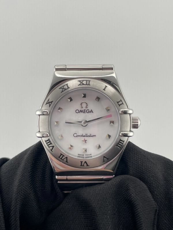 Omega Constellation M.O.P Dial on Stainless Steel Bracelet Ref. 1561.71.00 view 3