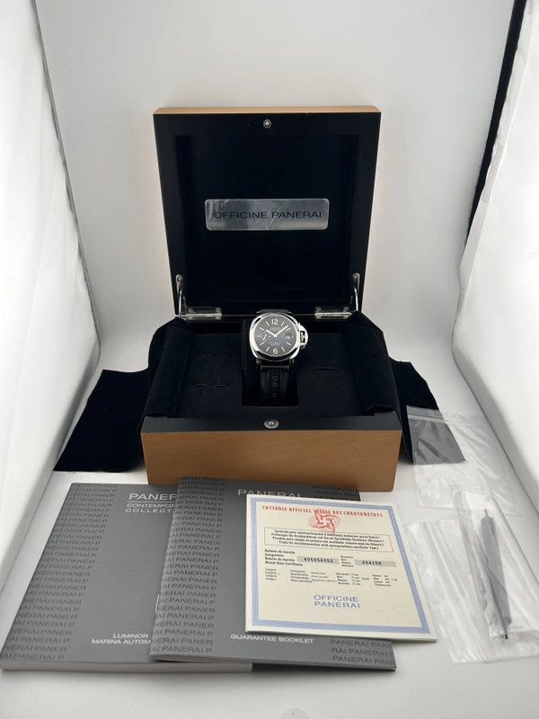 Panerai Luminor Marina Black Arabic Dial on Rubber Strap Ref. PAM00104 with Box 2011 view 7