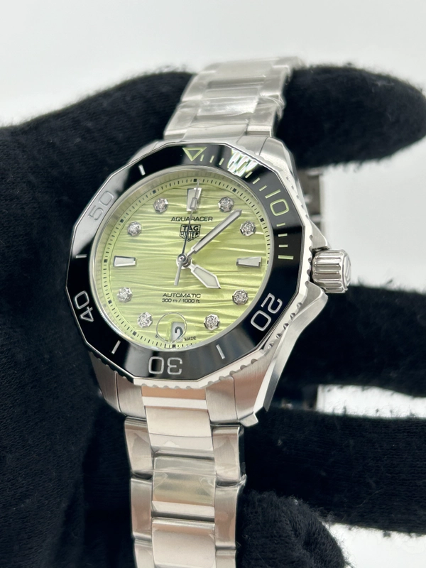 Tag Heuer Aquaracer Professional 300 Date Green Dial on Stainless Steel Bracelet Ref. WBP231L.BA0618 Complete 2026 view 3