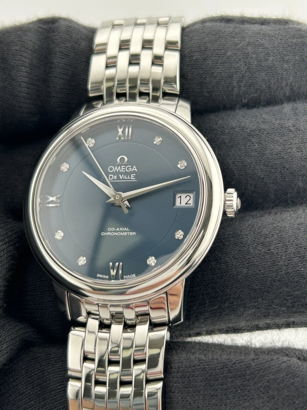 Omega De Ville Prestige Diamonds Blue Dial on Bracelet Ref. 424.10.33.20.53.001 Card 2021 view 3