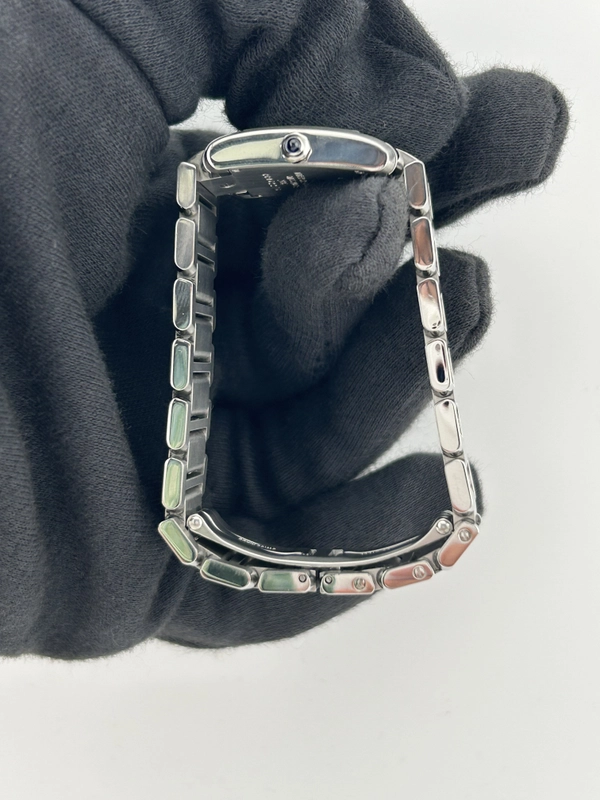 Cartier Tank Francaise small White Roman Dial on Stainless Steel Bracelet Ref. W51008Q3 view 6