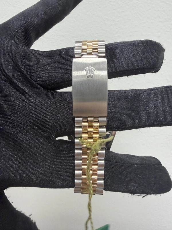 Rolex Datejust 36 Gold Tapestry Stick Dial on Jubilee Ref. 16233 Papers 2004 view 3