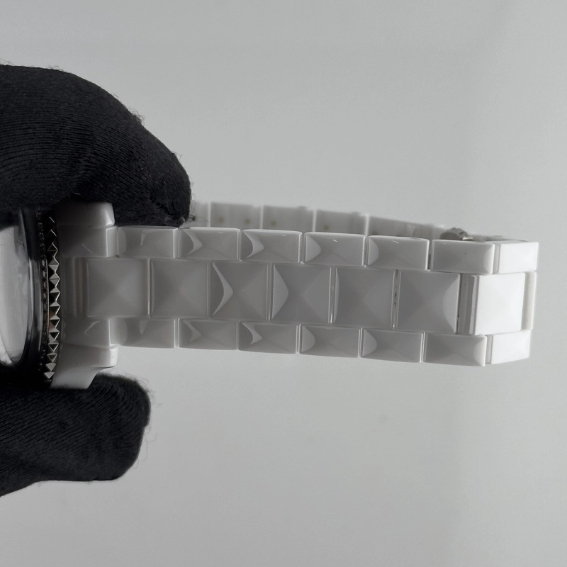 Christian Dior VIII Grand Bal Og White Ceramic Diamond Dial on Ceramic Ref. CD124BE4 Papers view 4