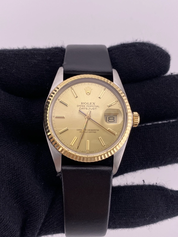Rolex Datejust 36 Champagne Stick Dial on Generic Leather Strap Ref. 16013 view 2