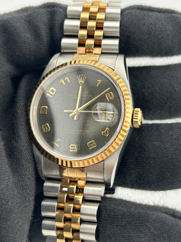 Rolex Datejust Black Anniversary Dial Dial on 2 Tone Jubilee D Link Ref. 16233 Papers 1995 view 3