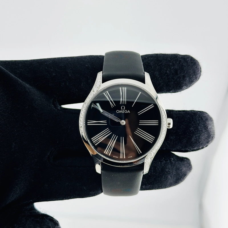 Omega De Ville Trésor Black Dial on Fabric Strap Ref. 428.17.39.60.01.001 Card Open Date view 2