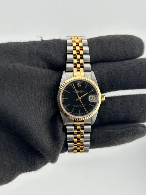 Rolex Datejust 31 Black Dial on Jubilee Ref. 68273 Papers 1995 view 2