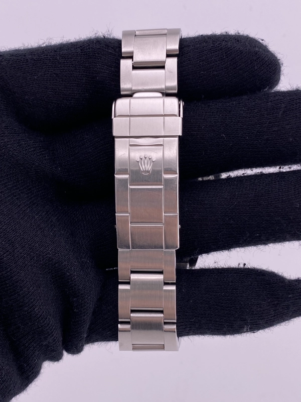 Rolex Sea-Dweller Black Dial on Oyster Ref. 16600 view 4
