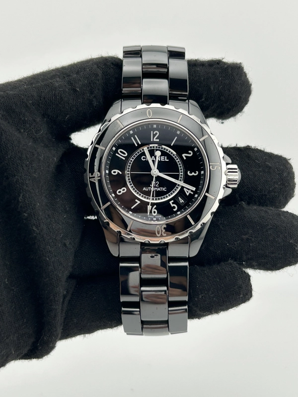 Chanel J12 Black Dial on Ceramic And Steel Bracelet Ref. H0685 Complete 2011 view 2