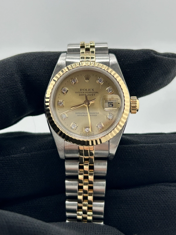 Rolex Datejust Lady Champagne Diamond Dial on Jubilee Ref. 69173 Papers 1999 view 3