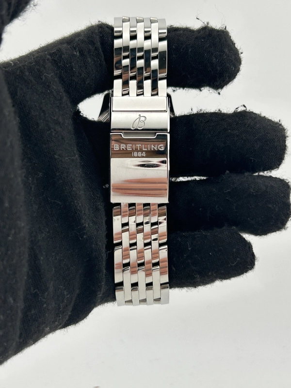 Breitling Navitimer Automatic White Mop Dial on Stainless Steel Bracelet Ref. A17395211A1A1 Complete view 4