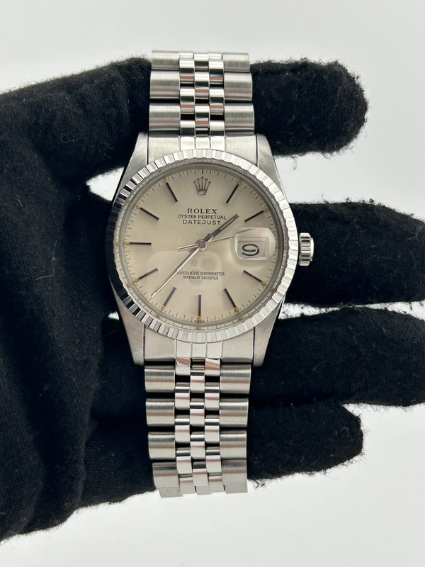 Rolex Datejust 36 Silver Stick Dial on Jubilee Ref. 16030 1981 view 2