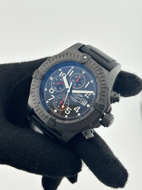 Breitling Super Avenger Black Dial on Rubber Ref. M13370 Complete 2010 view 3