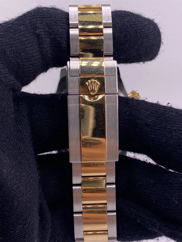 Rolex Daytona Black And Golden Diamond Dial on Oyster Ref. 126503 Card 2025 view 4