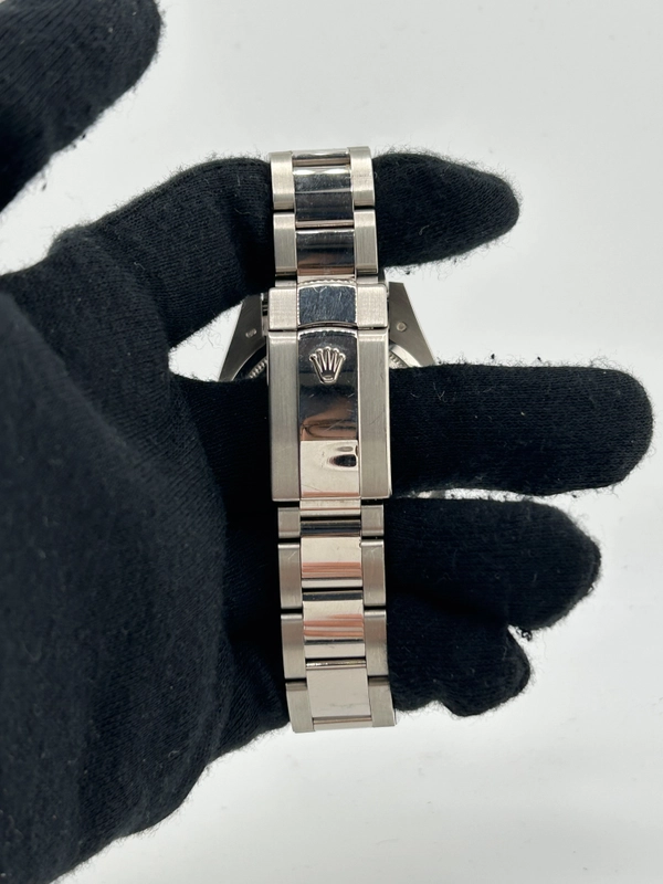 Rolex SkyDweller Ivory Satin Finish Roman Dial on Oyster Steel Bracelet Ref. 326939 Card 2015 view 4