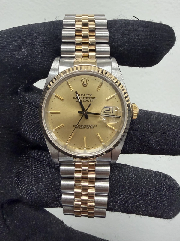 Rolex Datejust Gold Dial on Jubilee Ref. 16233 Papers 1989 view 2
