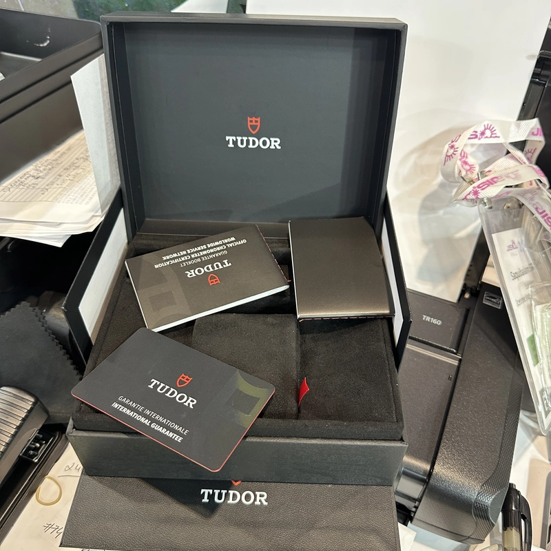 Tudor 1926 Luna Blue 5 Arabic Numerals Dial on Stainless Steel Bracelet Ref. M91560-0002 Complete 2026 view 8