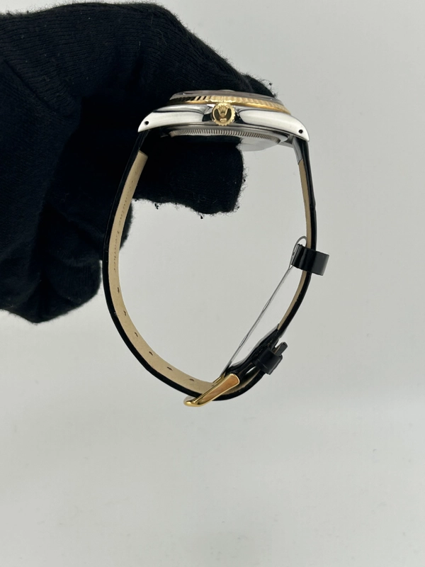Rolex Datejust 36 Champagne Diamond Dial on Generic Black Leather Strap Ref. 16233G 1991 view 6