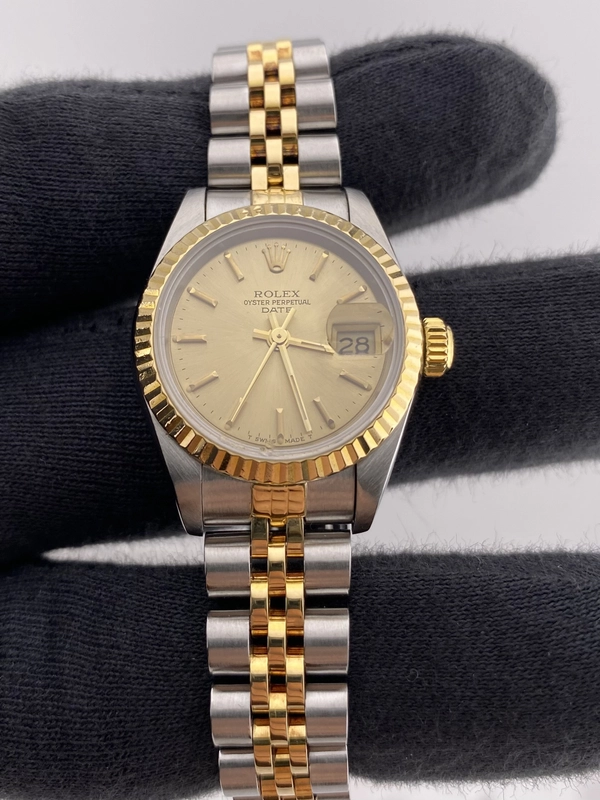 Rolex Datejust Lady Champagne Stick Dial on D Link Jubilee Ref. 69173 1986 view 3
