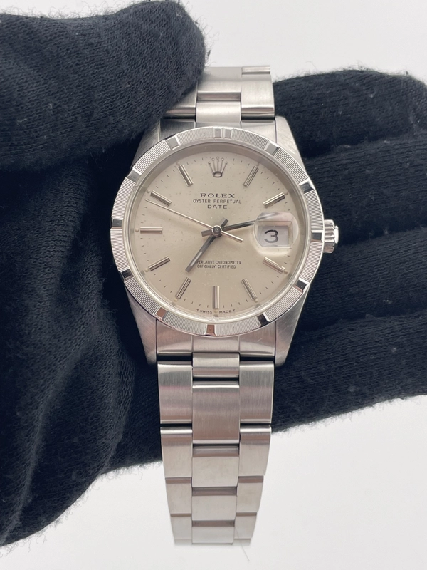 Rolex Oyster Perpetual Date Silver Stick Dial on Oyster Bracelet Ref. 15210 1991 view 2